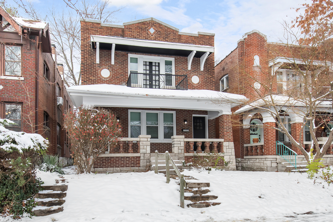 Outside street view - 2049 Alfred Avenue St. Louis, MO 63110