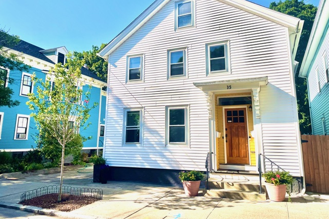 Front of house - Renovated 2 Bedroom in the West End, one block from Armory Park Duplex