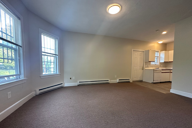 1 - 1 bed on Fisher Ave- large room Apartments