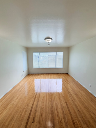 bed - Apartment for rent steps from Geary St and 10 minutes from USF Campus