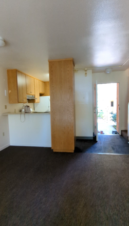 Kitchen - Verano Place Student Housing Townhome