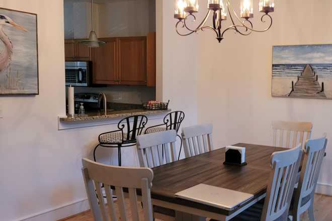 Dining Room - Ashton 3 bed, 2.5 bath Townhome for Rent