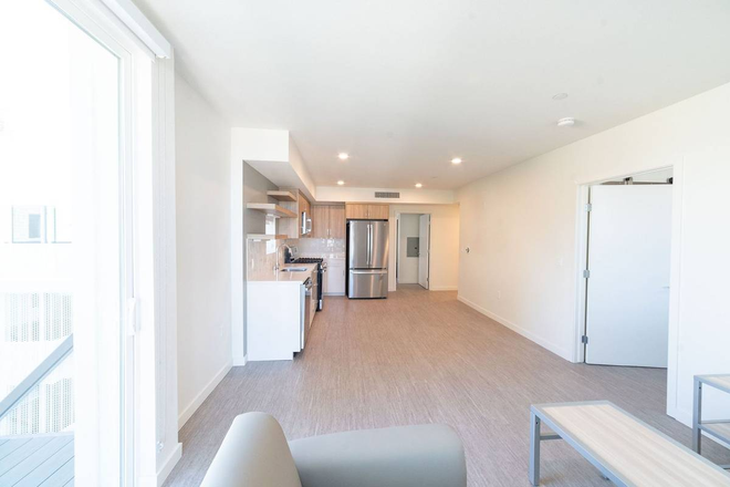 Living Room - Summer sublet at the Kittredge, only one block away from campus