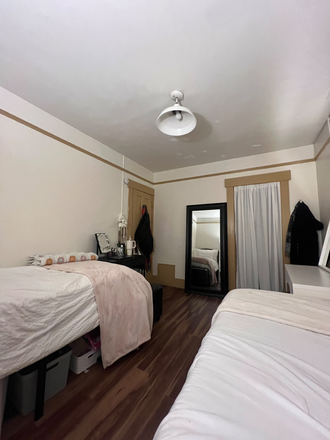 Bedroom - BEST LOCATION ON THE HILL House