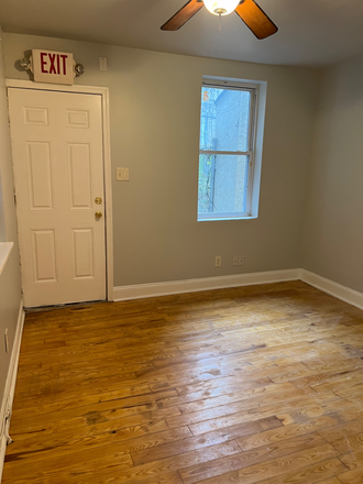 Back room - J.u.s.Unique Homes