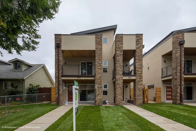 Front View - 3 Bed 3.5 Bath Townhome Near DU