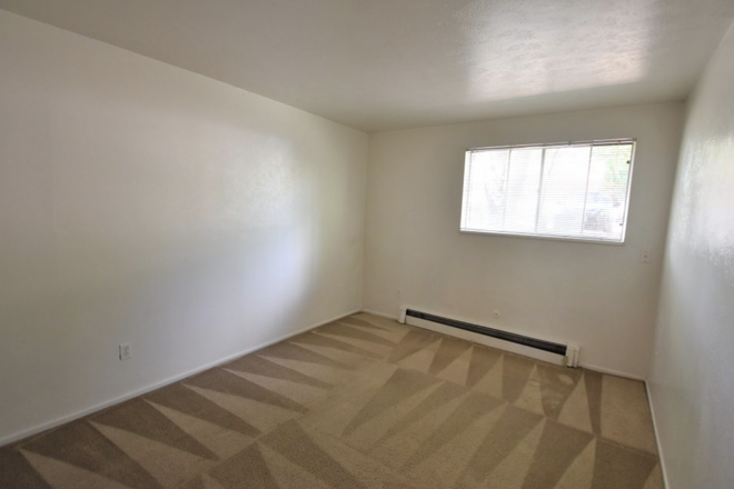 Bedroom 1 - One-bedroom apartment