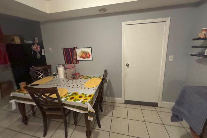 Dinning table - Family House