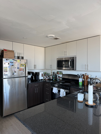 Spacious kitchen - LightView Apartments