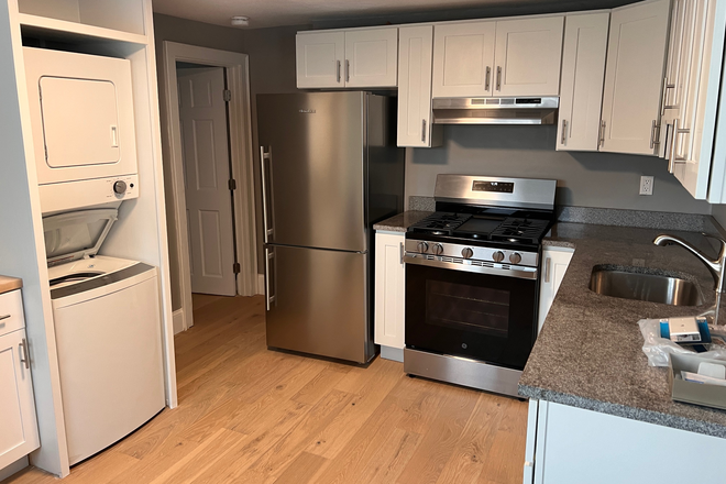Call NOW for showings! 617-236-8600 - COTTAGE ST - RENOVATED 2ND FLR 2BR/1BA IN JEFFRIES PT NEAR MBTA FOR *9/1/2025* W/ IN UNIT LNDRY! Apartments
