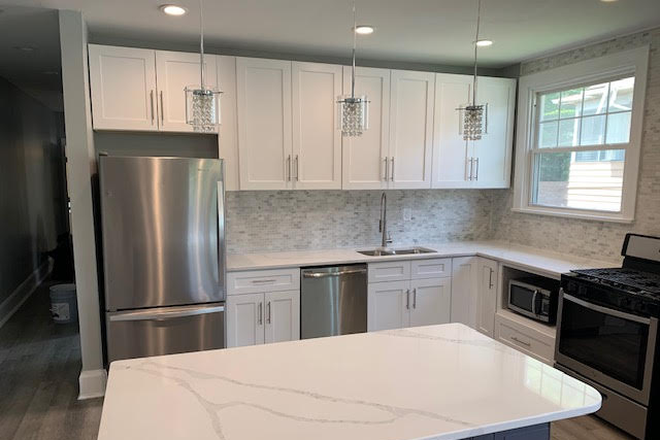 Kitchen - Luxury Living 3Bed/1Bath Unit - 1/2 Block to XU Apartments