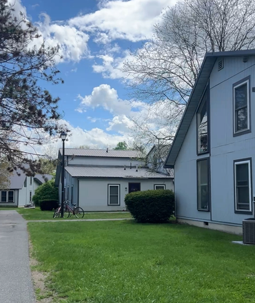 Outside Street View - Puffton Village Apartments Sublease