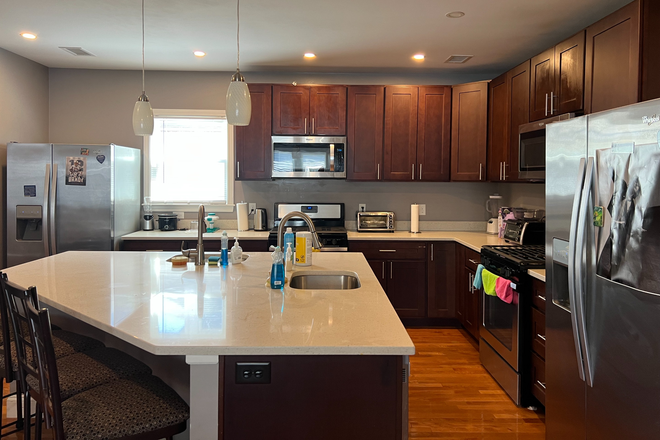 Kitchen - 1 Bedroom sublet on 23 Washington Avenue Apartments