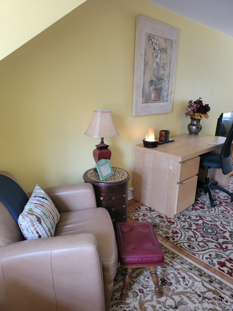 Bright and Beautiful Room AVAILABLE NOW See Virtual Tour for other rooms - Nature is Your Neighbor - 2.5 miles from Salus House