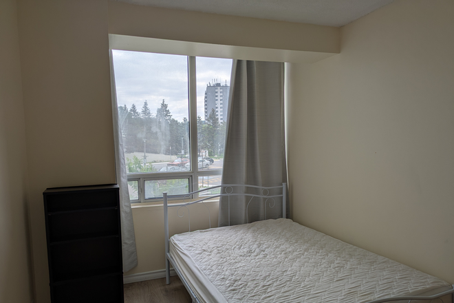 Bedroom - 1 bedroom, shared kitchen and washroom and utilities included.