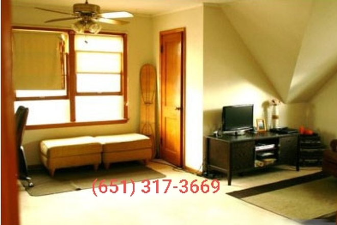 Living room - Pet Friendly! Spacious 1 Bed/1 Bath Upstairs Duplex, in MacGroveland