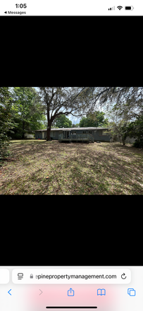 Exterior backyard - Fully Furnished 4 bedroom 2bath house near campus