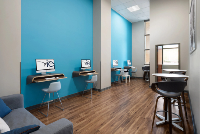 Computer Room - Vie Towers Apartments