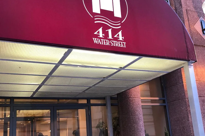 Front of building - Beautiful 1 bedroom Condo Downtown Baltimore