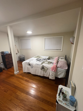 Bed area - Cozy Private Bedroom And a Private Bathroom in Medford close to campus House