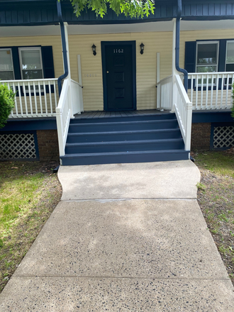 Entryway - Great 1 bedroom, 3 blocks to Seton Hall U. $1800 - No broker's fees! 1162 So.Orange Ave. SO Apartments