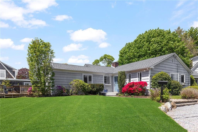 outside - 123 Kenyon Avenue Wakefield, RI 02879