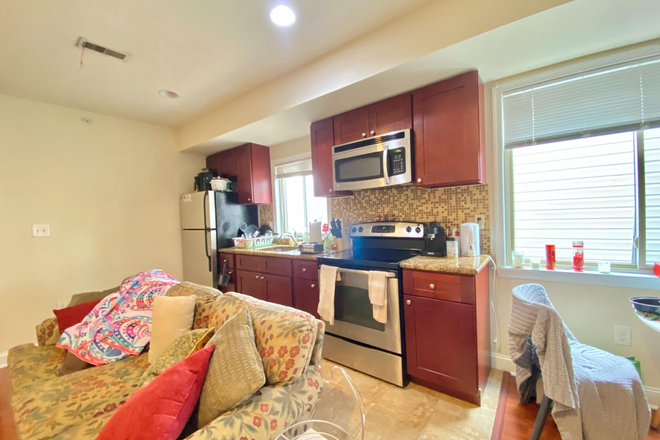 For 1R and 2R - 1417 N 17th St Units 2R Apartments