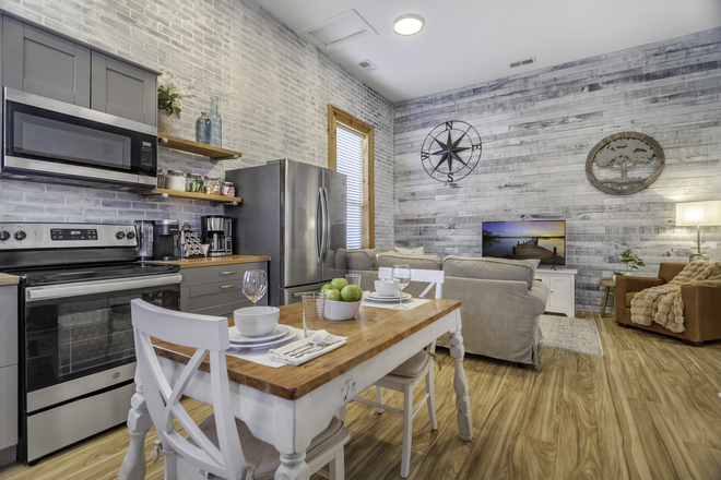 Kitchen - Beautifully furnished 1bed/1bath apartment 5 mins drive from Purdue