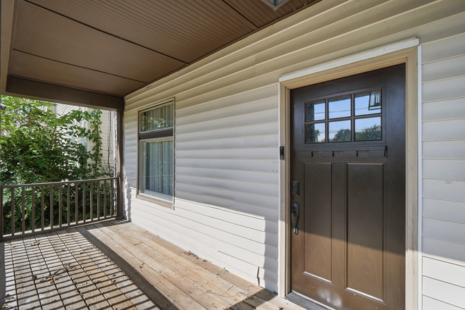 Porch - Spacious 3 BR home with parking & just a short walk to XU & short drive to UC campus