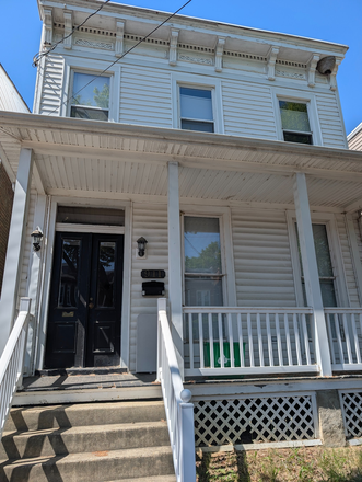 Front - Room for Rent for Female VCU Student Fall 2026 House