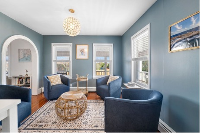 Living Room 1 - Newly Updated - Gorgeous & Spacious 5 Bed Available for 2026-2027! House