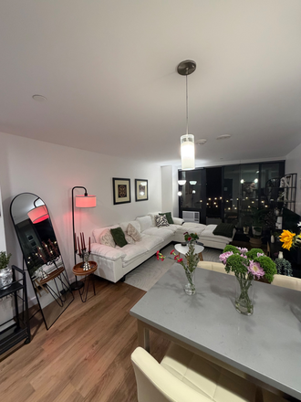 LIVING ROOM - Nicely decorated 1 Bedroom from HBS Student for summer Apartments