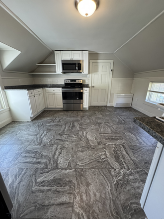 Kitchen - 39 Middle Street Unit 2 Apartments