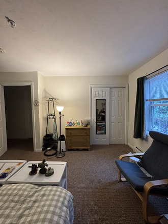 Bedroom - 1 Bd Lease takeover (apartment is a 3 bd 2 bath)