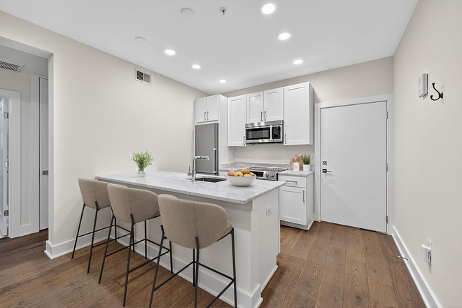 kitchen - 2 BR 2 BA Beautiful Kitchen! Washer/Dryer Central AC Apartments