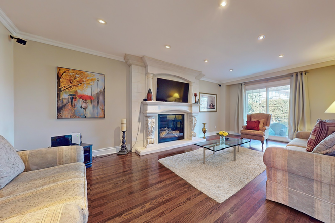 Living Room - Great home for group of student friends