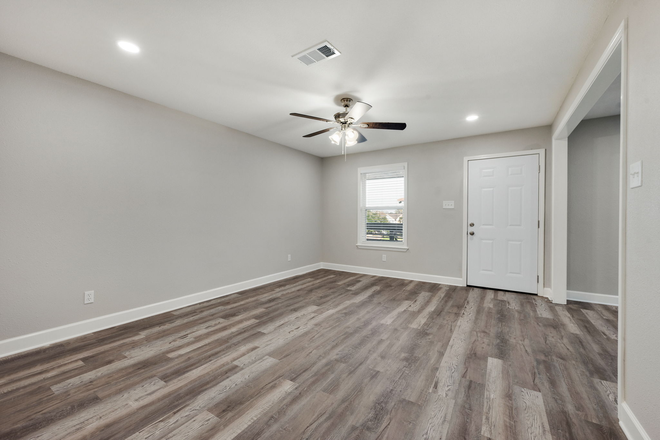 Living Room - Updated 2 Bed 2 Bath Apartment, Full Size W/D in Unit, Move-in Ready!