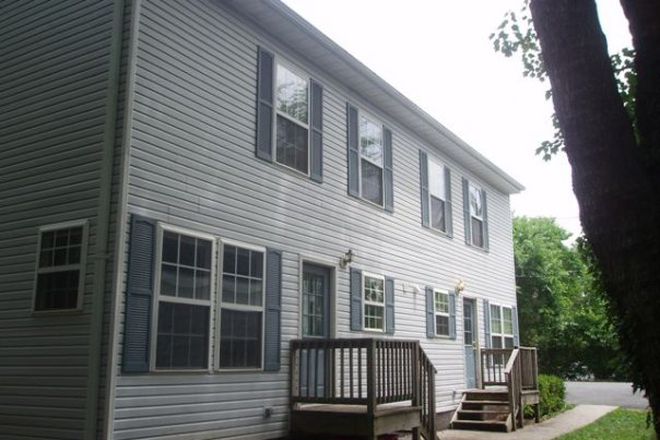 Outside - 107A Piedmont Ave North (5BR/5BA) Duplex