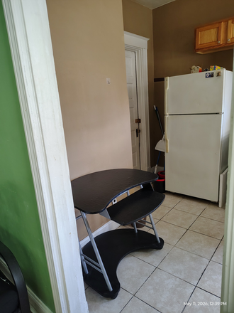 Kitchen - 2BR, Free water, walk to UC Apartments