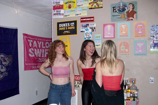 Living room with friends - Southview Apartments