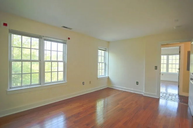 Living Room - "The Bridge" - 419 17th St - Apt 101