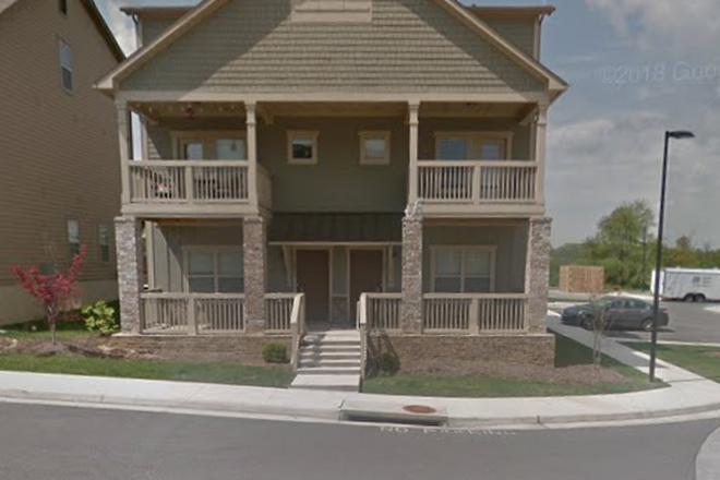 Outside the Unit - BREXX at Blacksburg (formerly known as The Retreat)