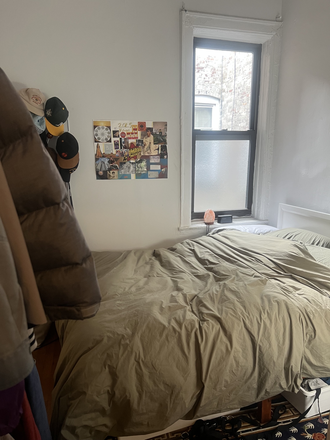 Bedroom - June 5-30 Sublet Apartments