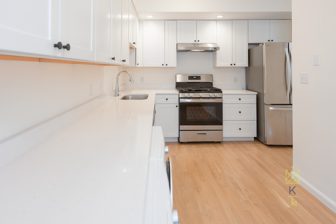 kitchen - Modern Brookline 2 bed/2 bath with in unit laundry - landlord pays the fee! Apartments