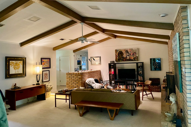 Den, view 2 - Heatherwood Neighborhood House