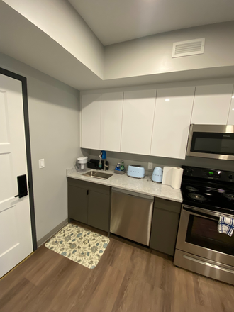 Kitchen - Luxury 2 Bed on Hemenway St -- $4,700 *CONTACT ZEB FOR INFO (401)473-8562* Apartments