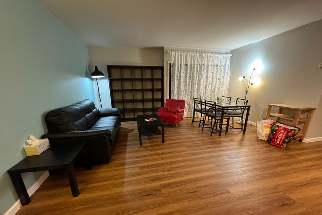 Living room - Beautiful upstairs corner 3bd-1.5 ba. FURNISHED. Great location. Walk to UC/BART