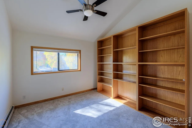 Bedroom for Rent - Room for Rent! Super Cheap Town House close to East Campus!