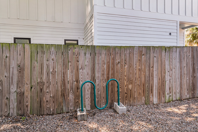 Bike rack - King’s Retreat Apartments