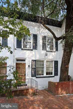 Front - Charming Row House Walking Distance to Campus